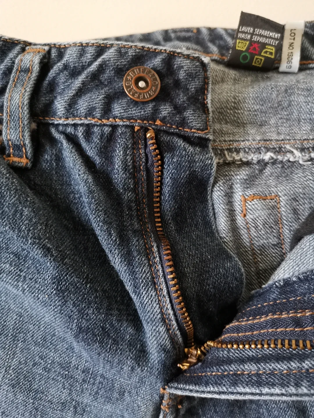 Men's Buffalo David Bitton Matthew Jeans - Size 30 image indicator(3)