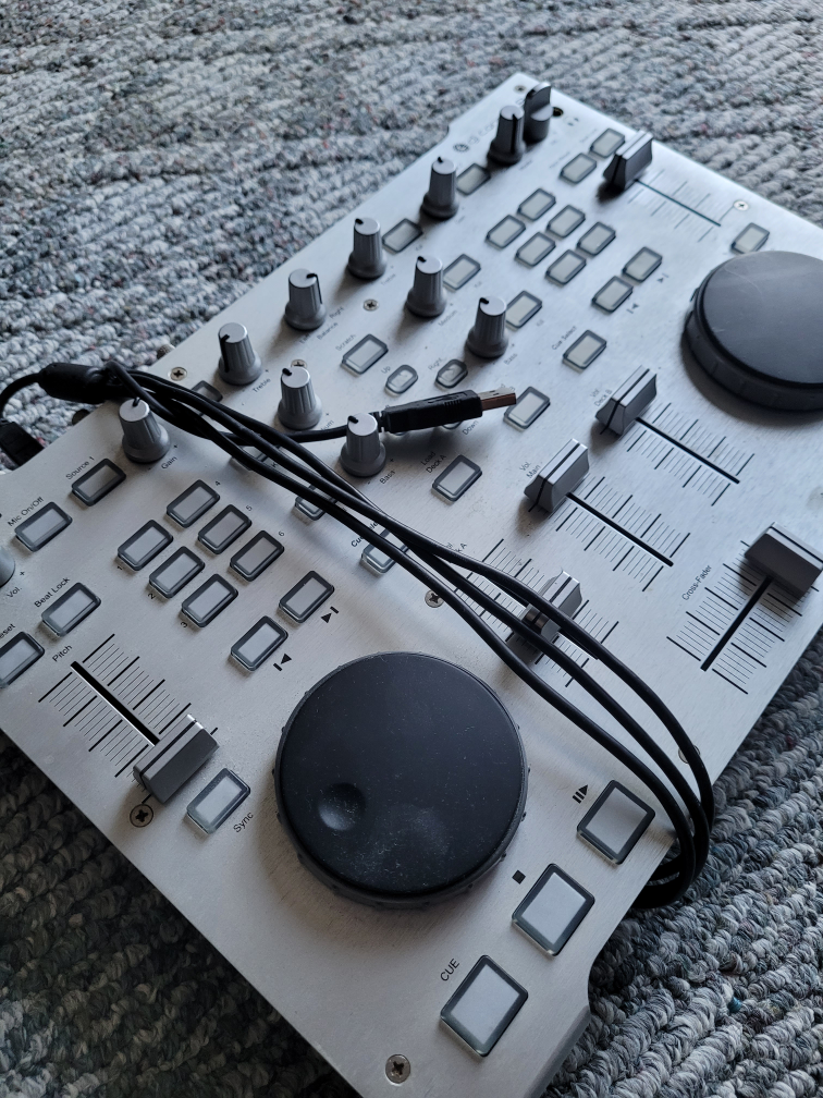 Hercules DJ Console RMX DJ Controller
