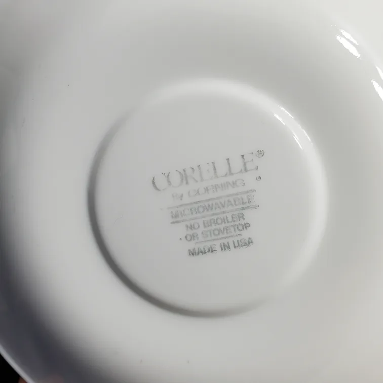 💚Corelle by Corning Bowls and Small Plates image indicator(5)
