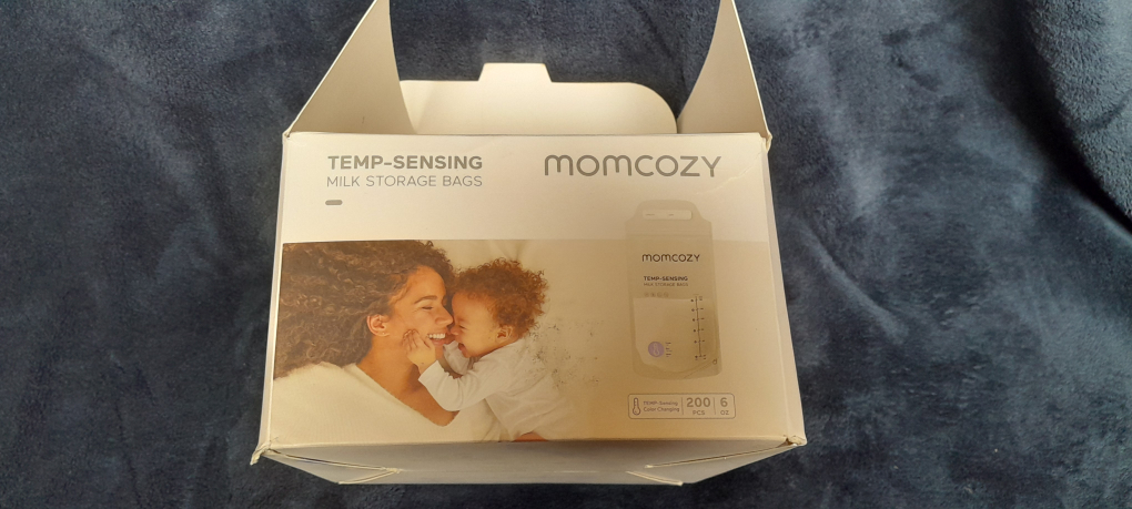 Momcozy Temp-Sensing Milk Storage Bags - 1½ Packs!