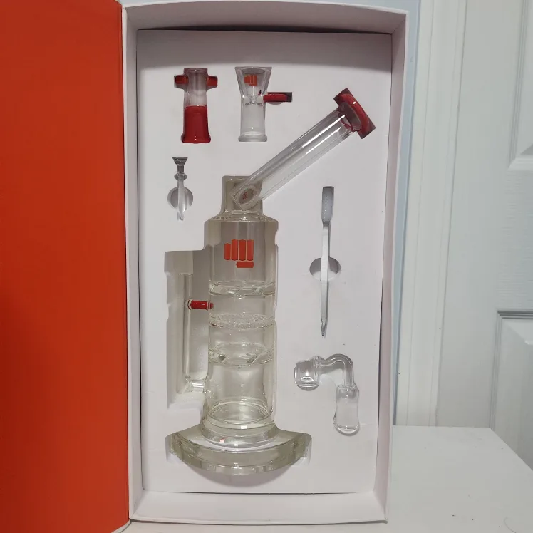 POUNDS by Snoop Dogg- The Battleship image indicator(2)