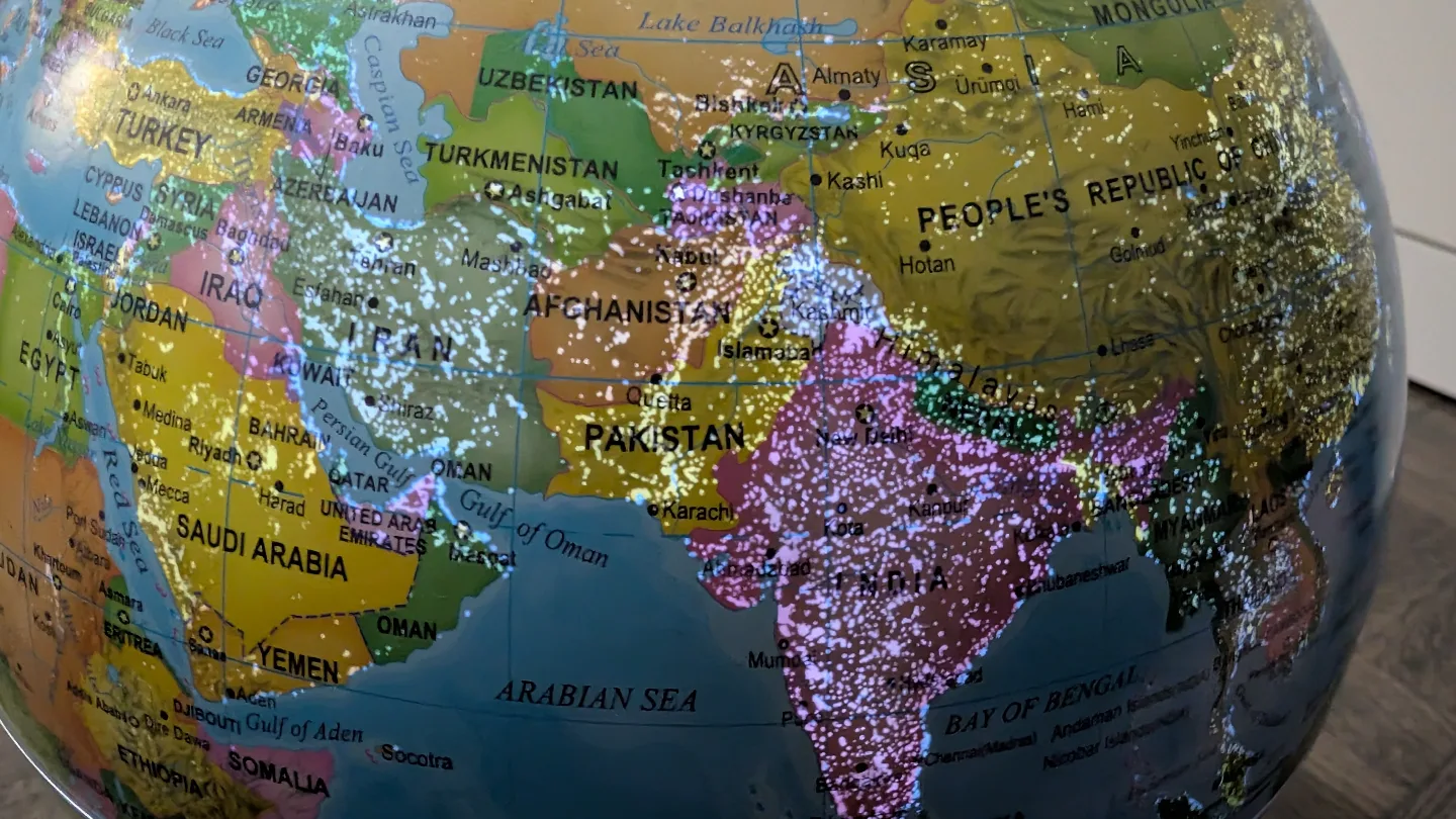 Vintage Illuminated Globe Lamp – Rare globe image indicator(4)