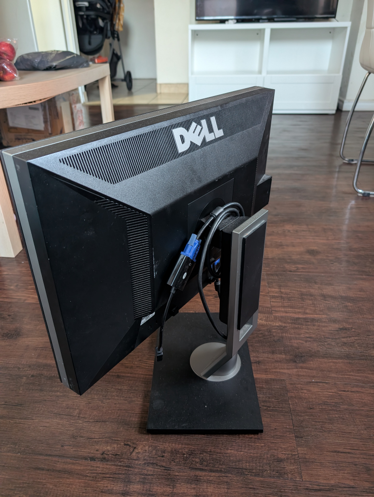 Dell LED Monitor - 24"
