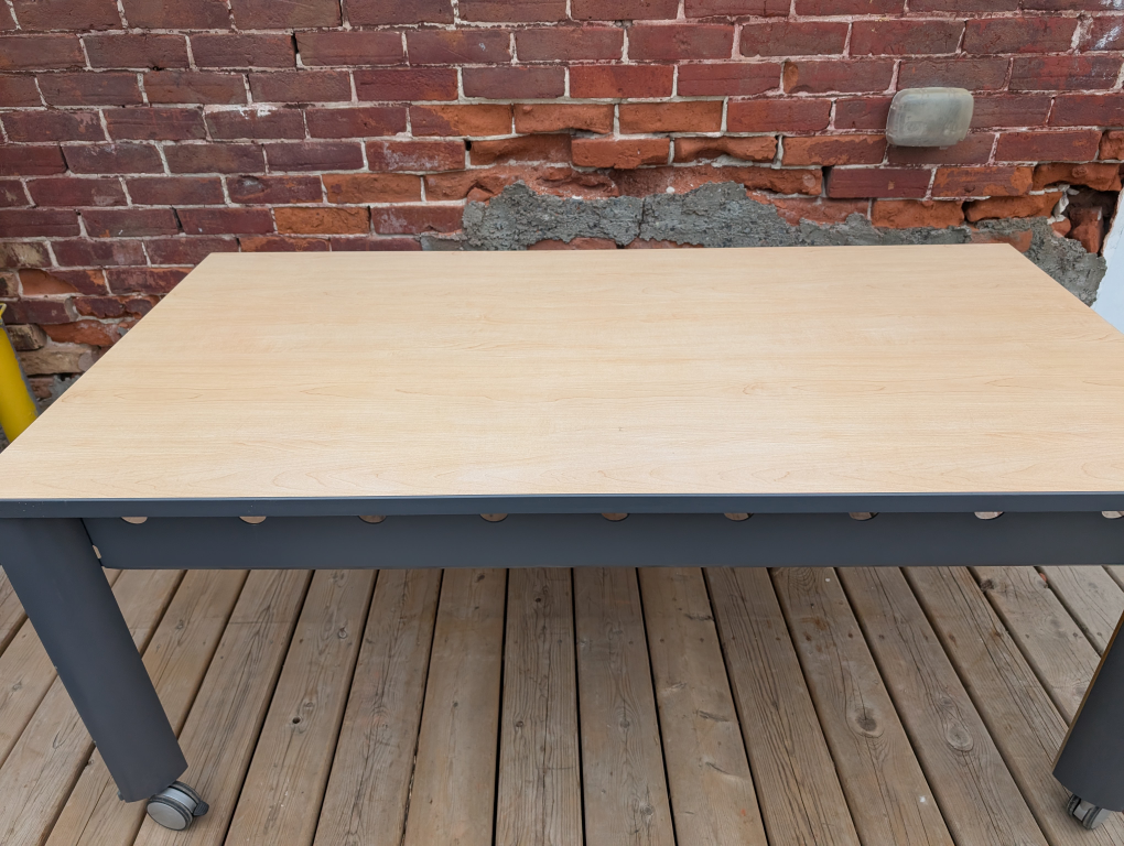 Mobile Table with adjustable legs, free delivery - photo 4
