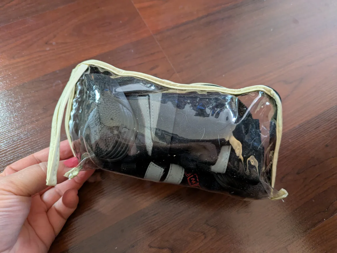 bundle - 4 sets Dog Booties (Small-Medium) image indicator(10)