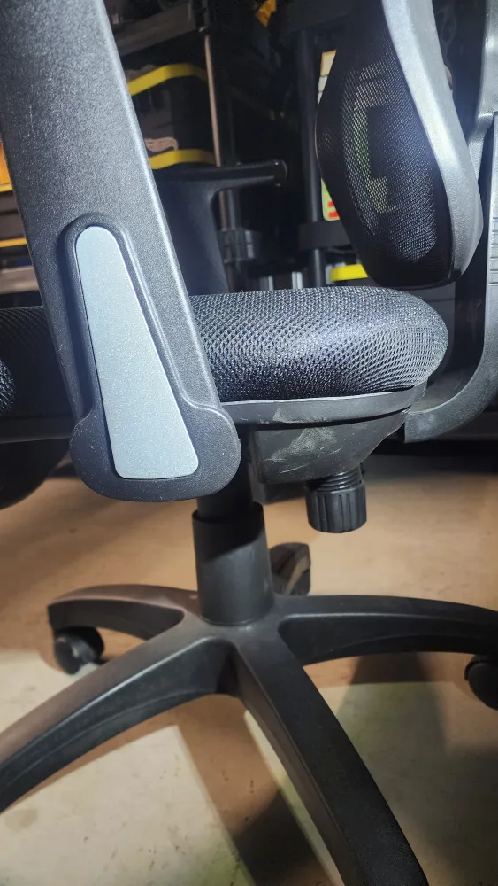 Black Mesh Office Chair image indicator(3)