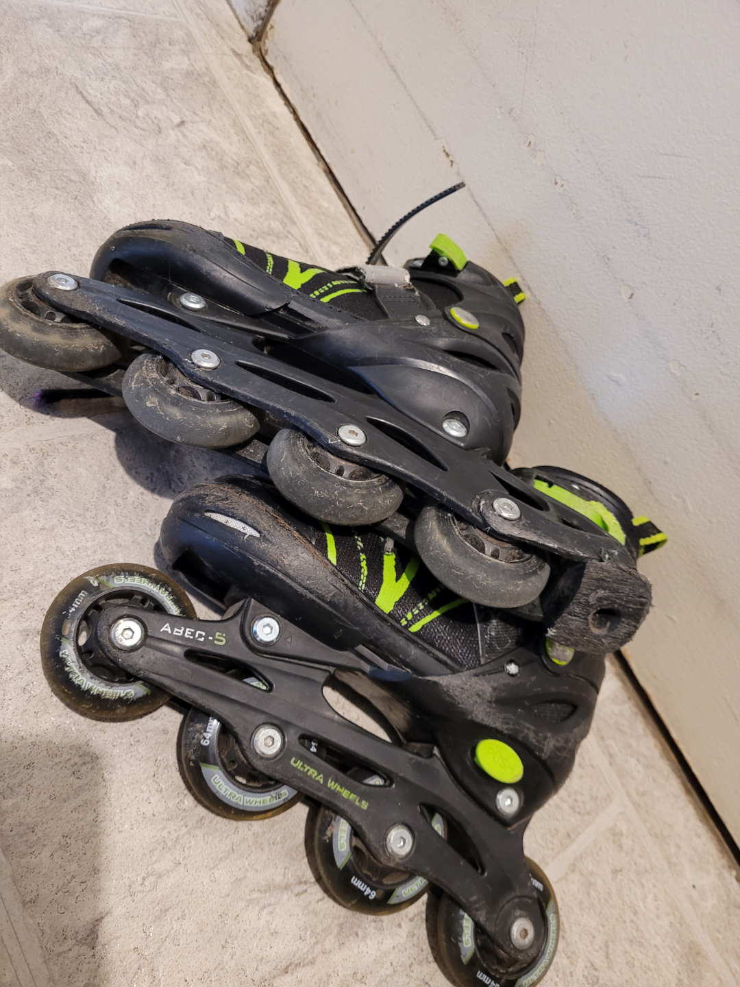 Ultra Wheels Boys Inline Skates Size 1-4 - photo 2