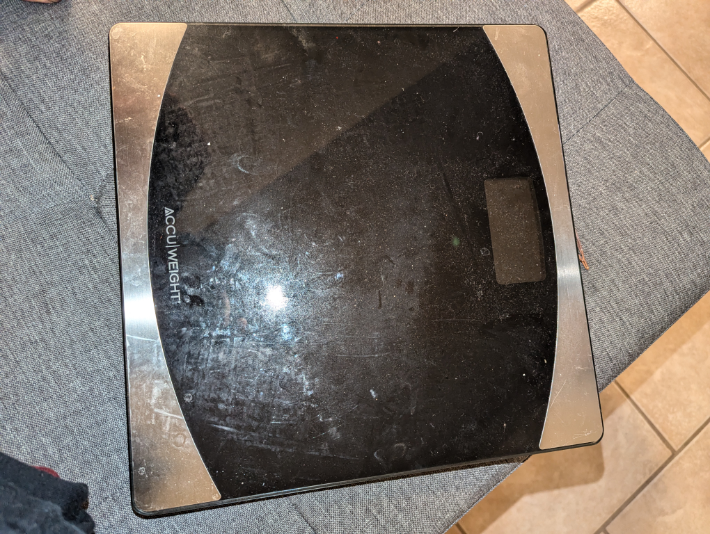 AccuWeight Bathroom Scale