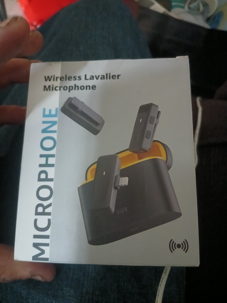 Wireless Lavalier Microphone
