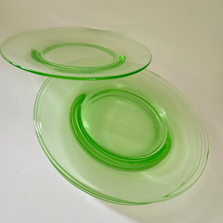 4 small uranium glass plates image indicator(5)