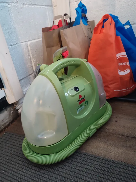Bissell Little Green Portable Carpet Cleaner 💚 image indicator(3)