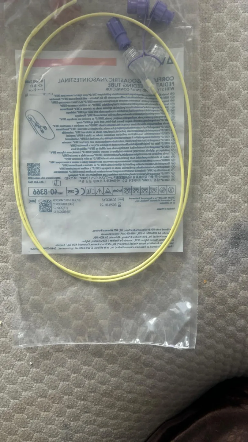 Medical Supplies Bundle: Feeding Tubes, Syringes, Bandages, image indicator(4)