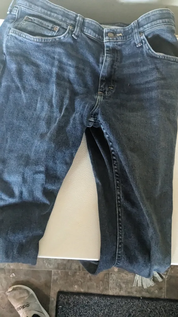 Men's Wrangler Jeans Size 32x30 image indicator(2)