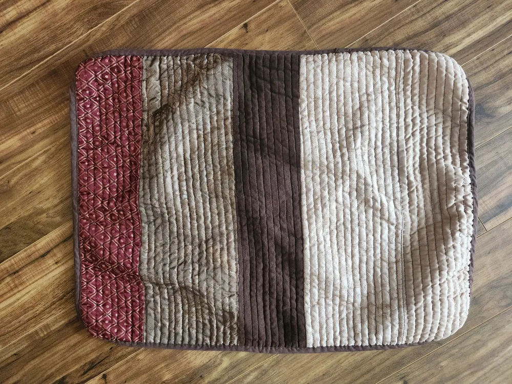 Set of Two Quilted Shams- Brown and Beige image indicator(2)