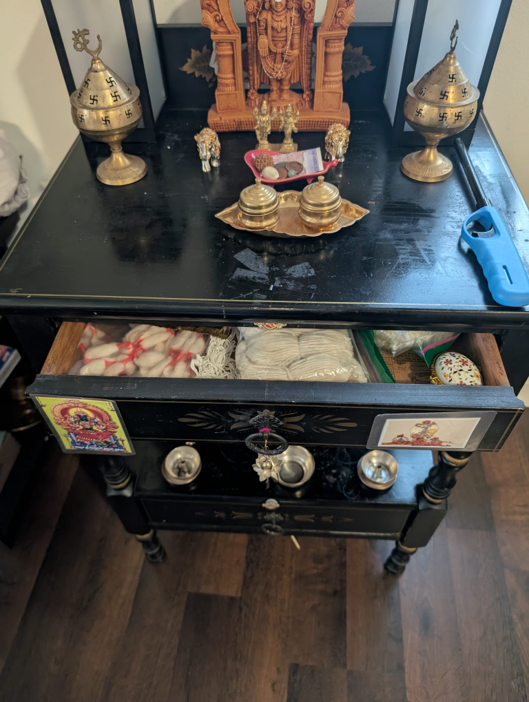 Vintage Black Wooden  Pooja Mandir - photo 5