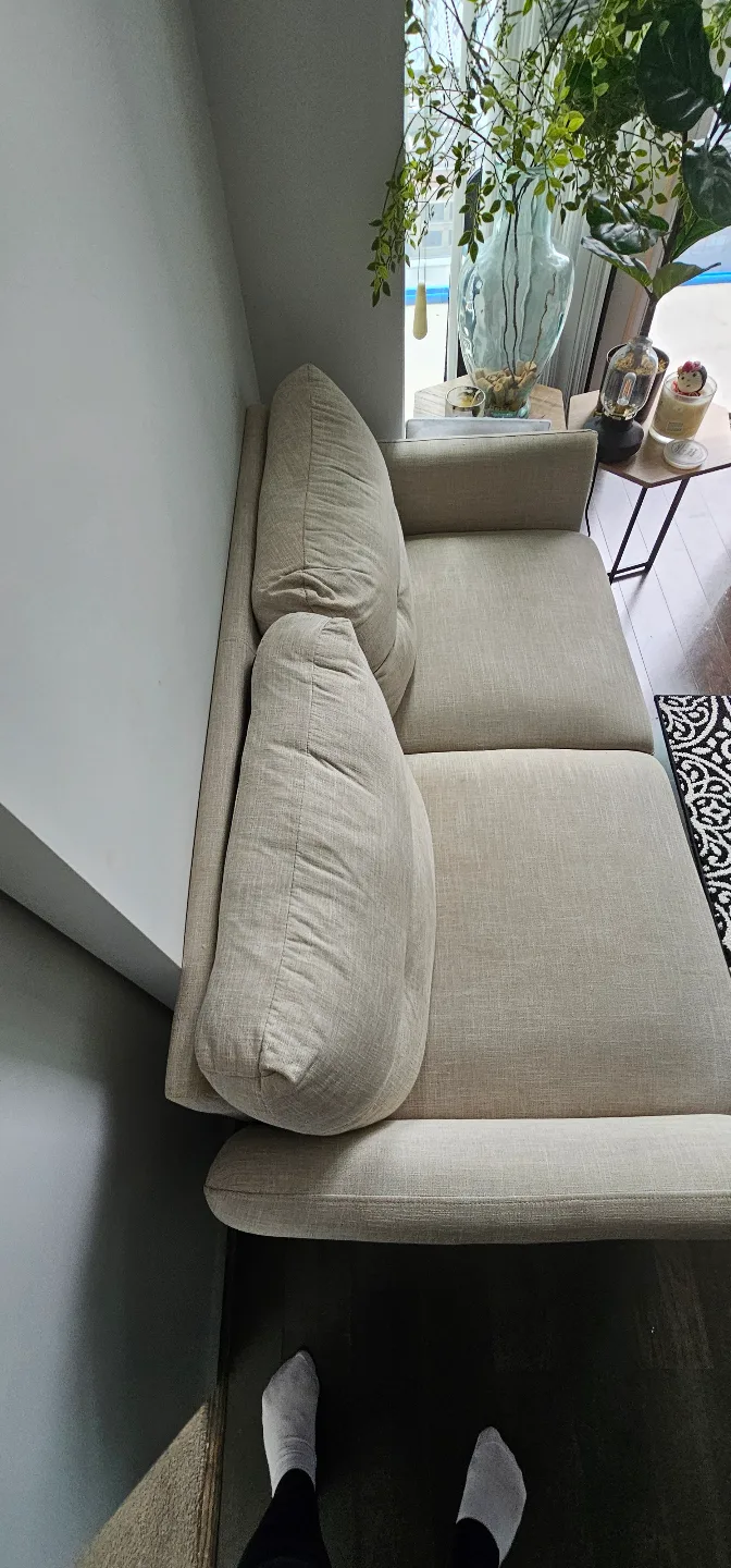 sofa for condo image indicator(4)