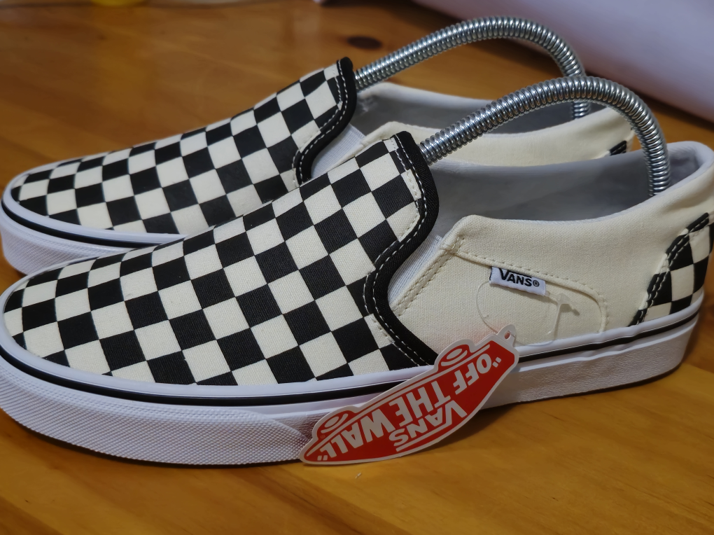 Brand New Vans Checkerboard Slip-On | Unisex