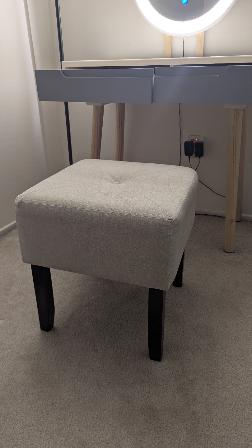 Vanity Set with LED Mirror and Stool - photo 4
