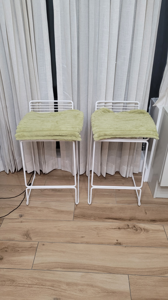 Pair of White Wire Stools with Cushions - photo 2