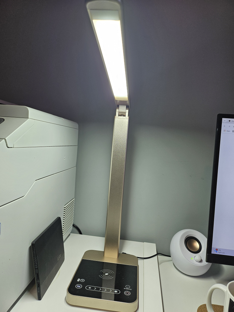 Wireless Charging Desk Lamp - photo 2