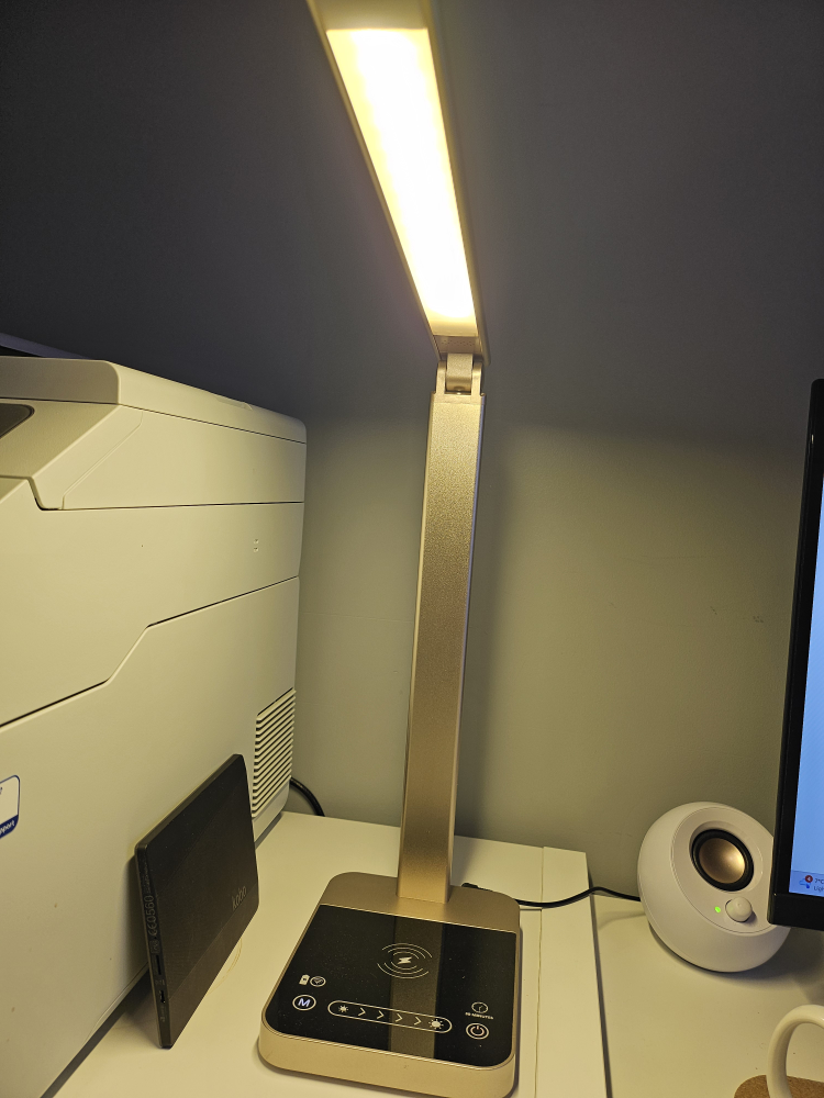 Wireless Charging Desk Lamp - photo 3