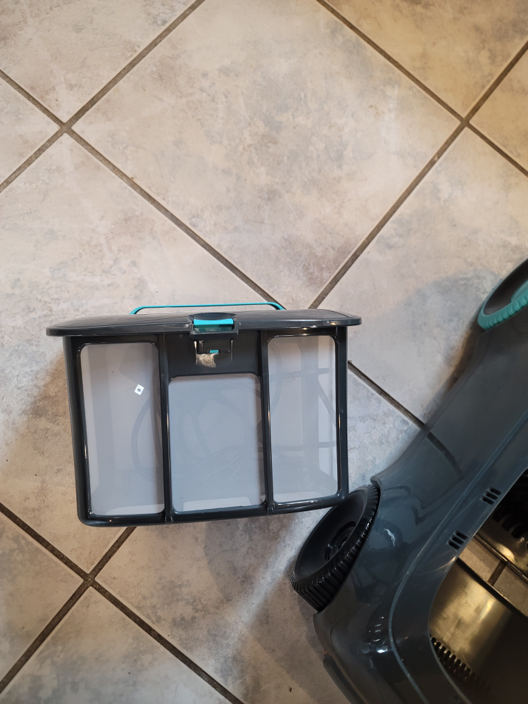 Aiper Scuba E1 Cordless Robotic Pool Cleaner - photo 3