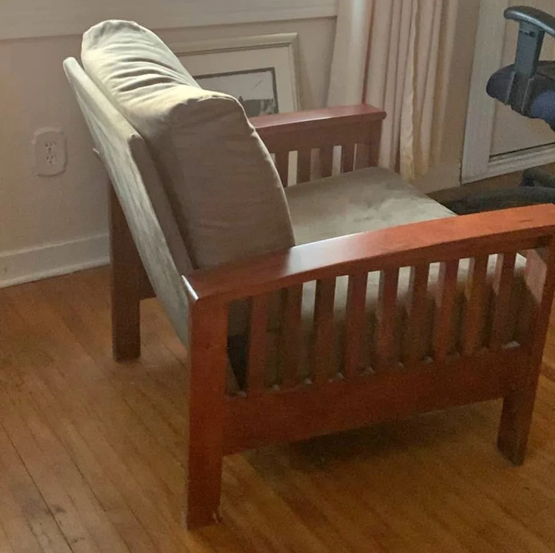 Living room, real wood, mission Style Armchair image indicator(3)