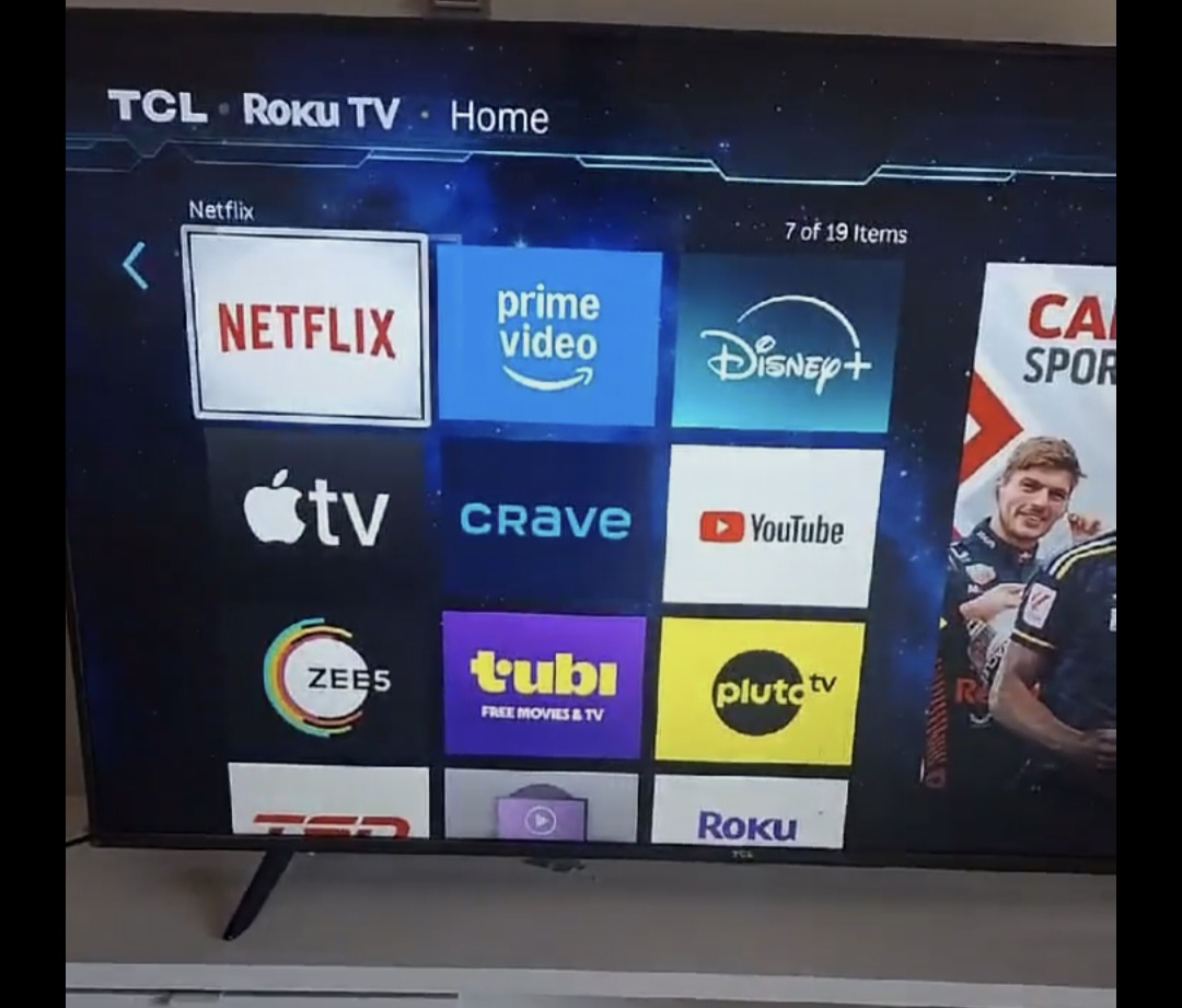 TCL Roku Smart TV 65" - photo 3
