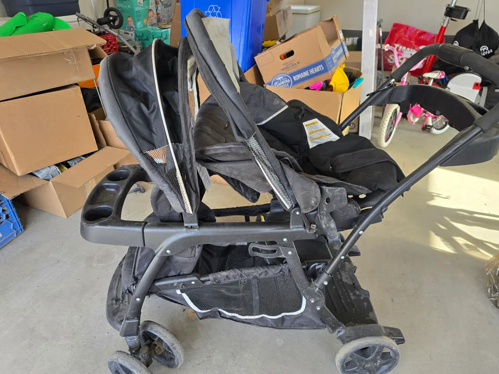 Graco ready 2 grow Double Stroller with Rain cover image indicator(7)