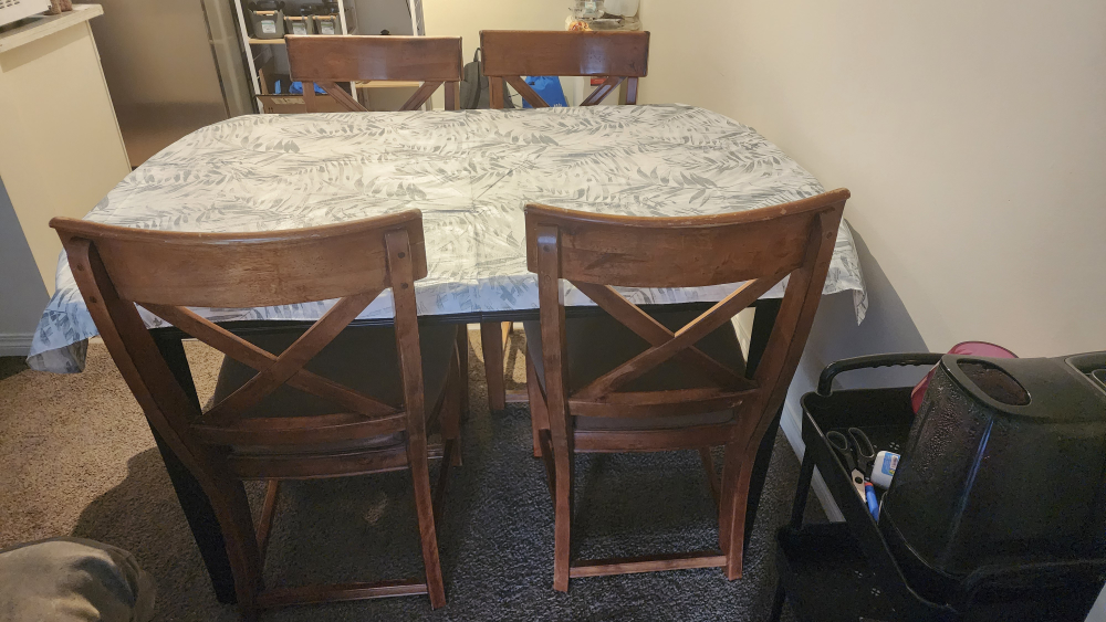 Dining Table Set - 4 Chairs - photo 2