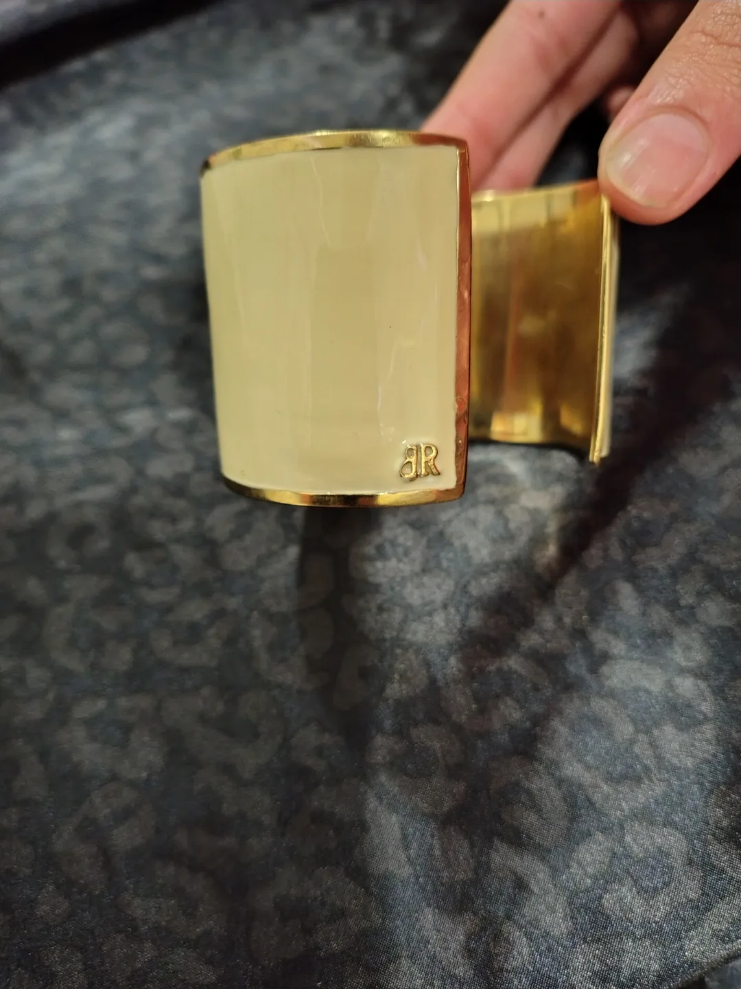 Banana Republic Gold Cuff Bracelet image indicator(2)