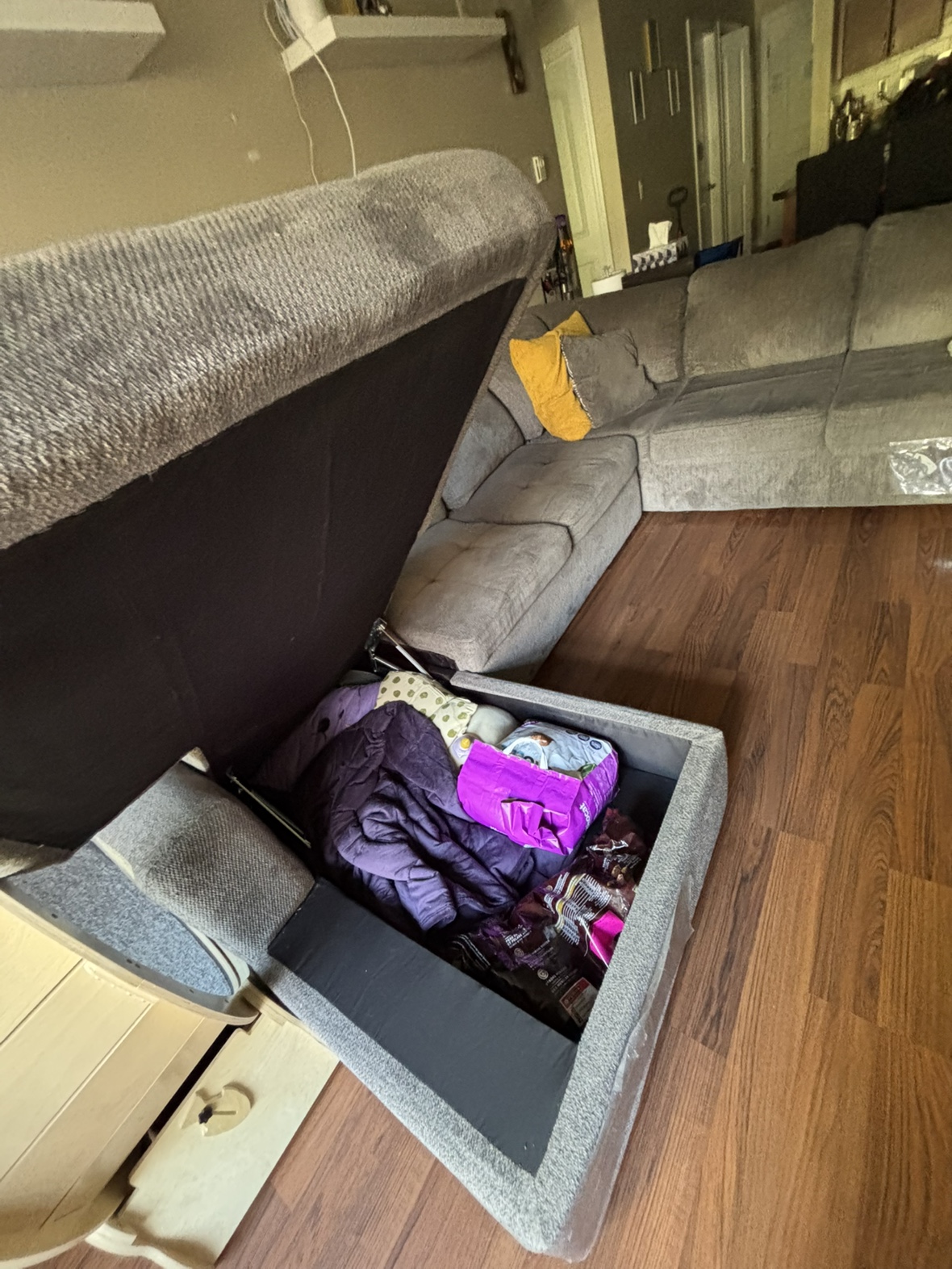 Couch with storage & pull out - photo 2