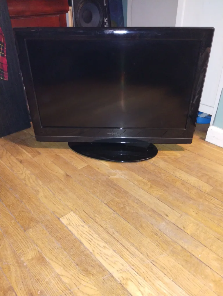 32"Smart tv thumbnail