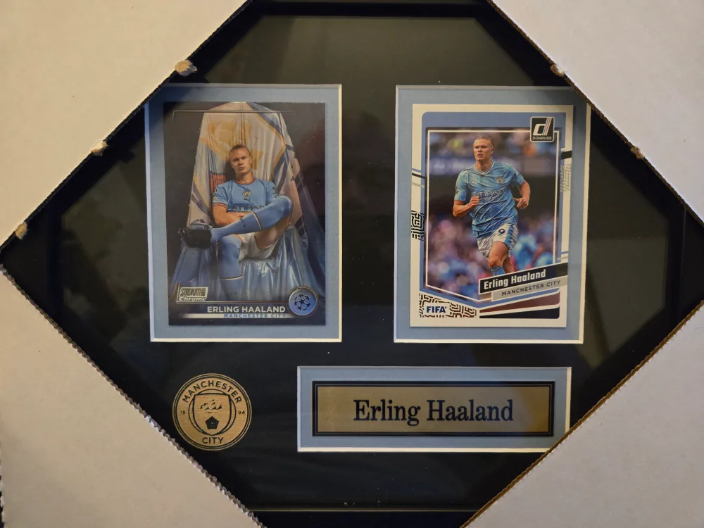 soccer 2 card collector frame haaland Salah vini jr leao Modric thumbnail