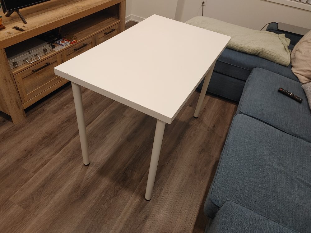 White small table - photo 2