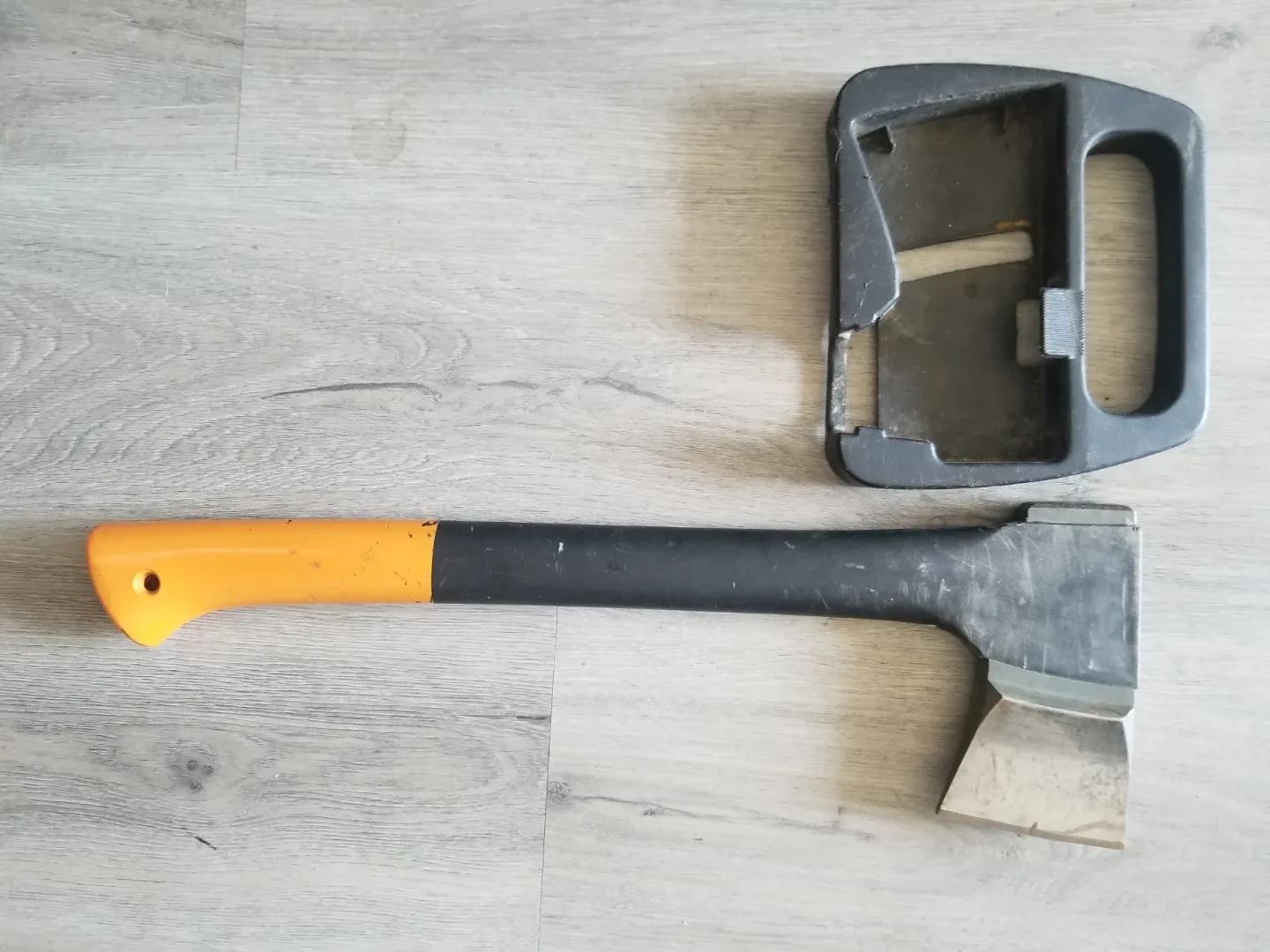 Fiskars Axe  S10 with Sheath thumbnail