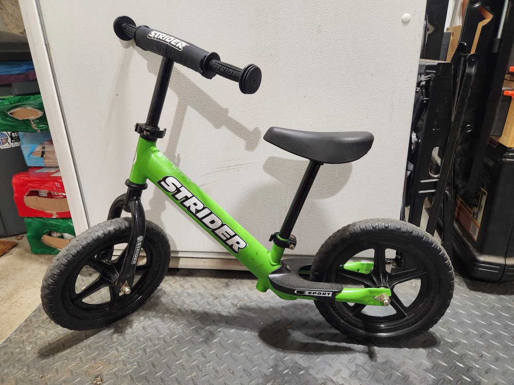 Strider Sport Balance Bike - Green - photo 2