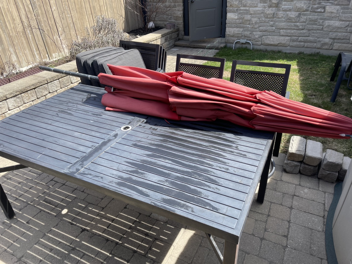Outdoor Patio Set - Table, Chairs & Umbrella - photo 4