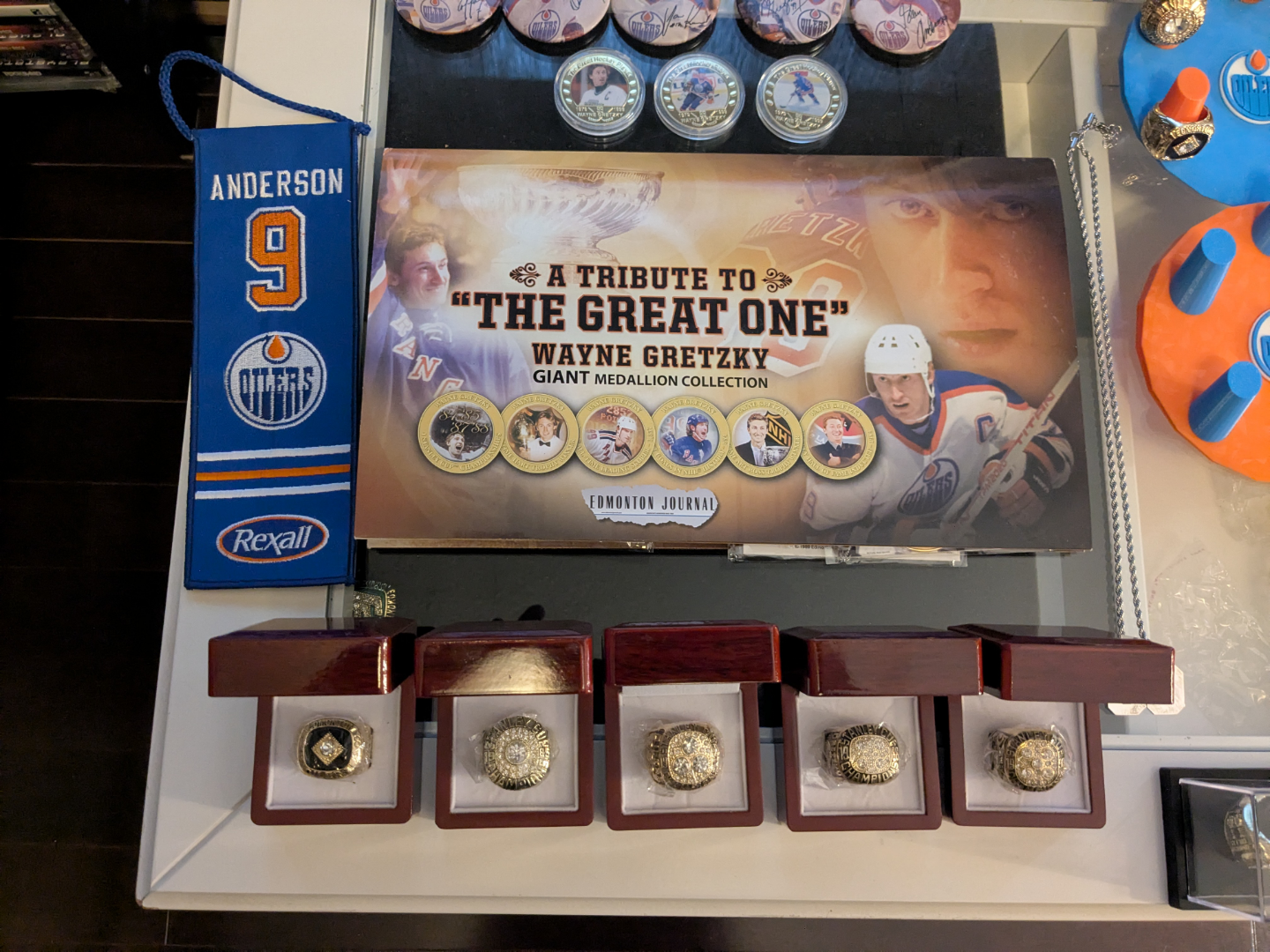Edmonton Oilers Memorabilia Collection - photo 4