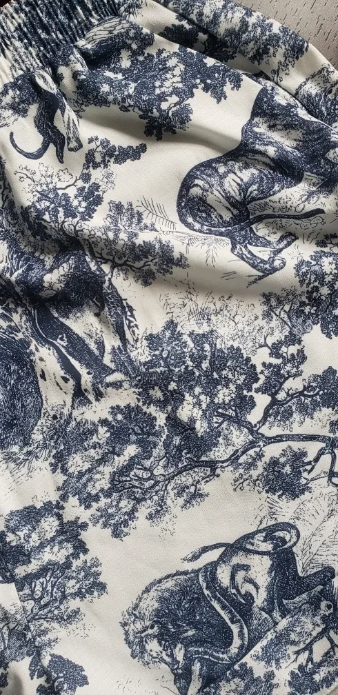 Toile de Jouy Summer Set: bra short - Blue white dior floral image indicator(4)