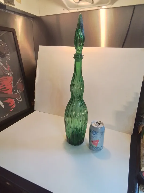 Vintage Green Handblown Empoli Decanter with Stopper💚 image indicator(9)