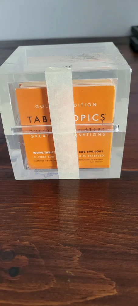 TableTopics Gourmet Edition Conversation Starter Cards 💚 image indicator(3)