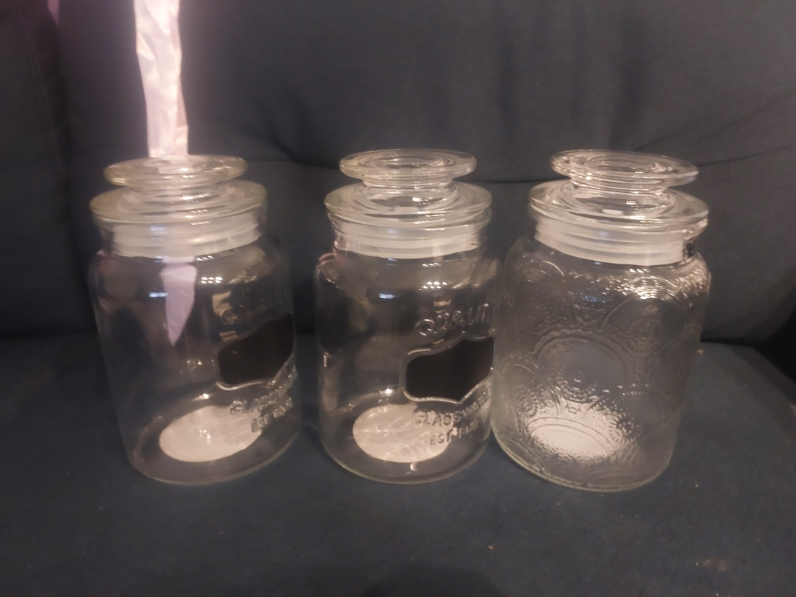 Set of 3 Glass Canisters with Lids