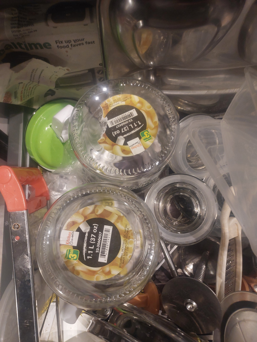 Set of 3 Glass Canisters with Lids - photo 2