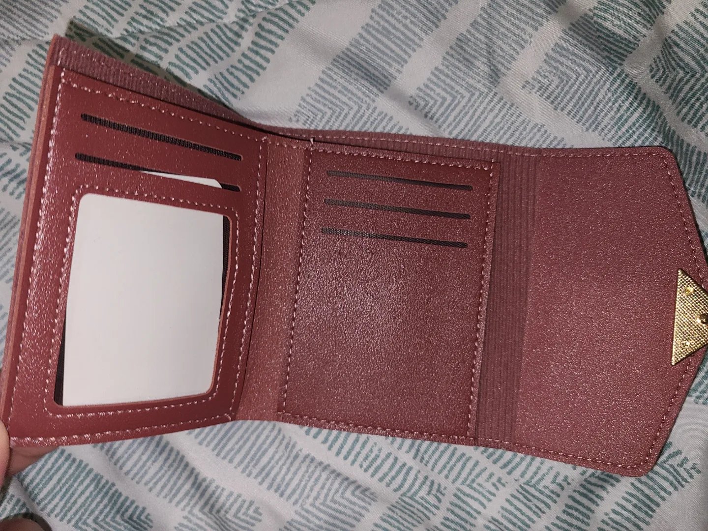 Women's wallet thumbnail