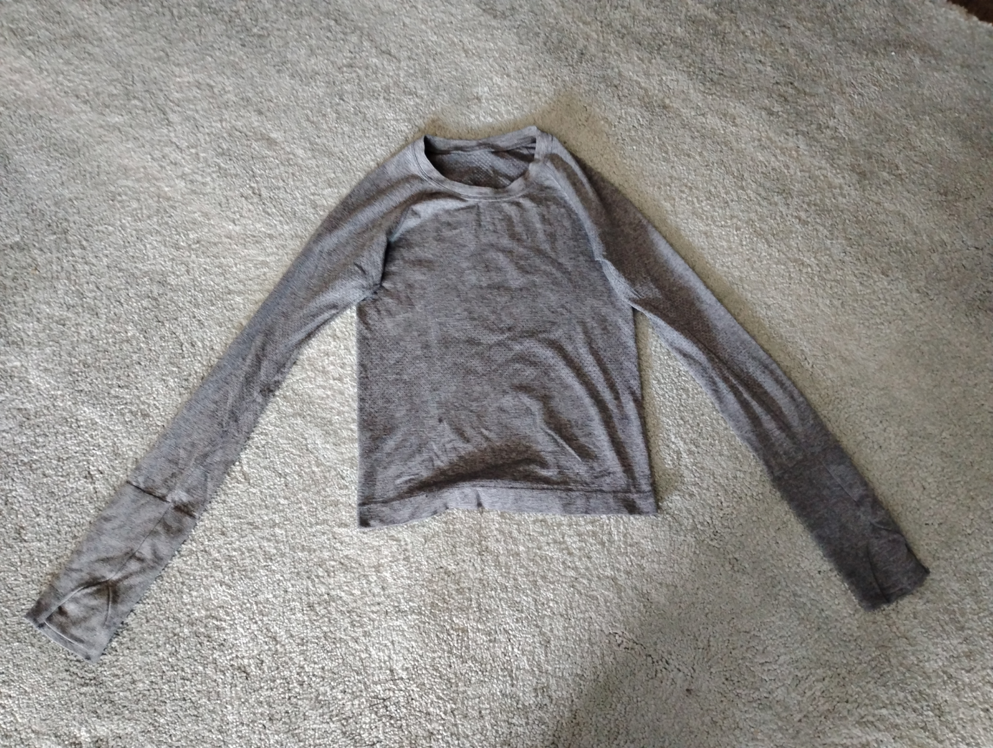 Lululemon long sleeve shirt
