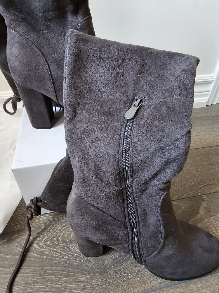 Women's Over-the-Knee Suede Boots - photo 4