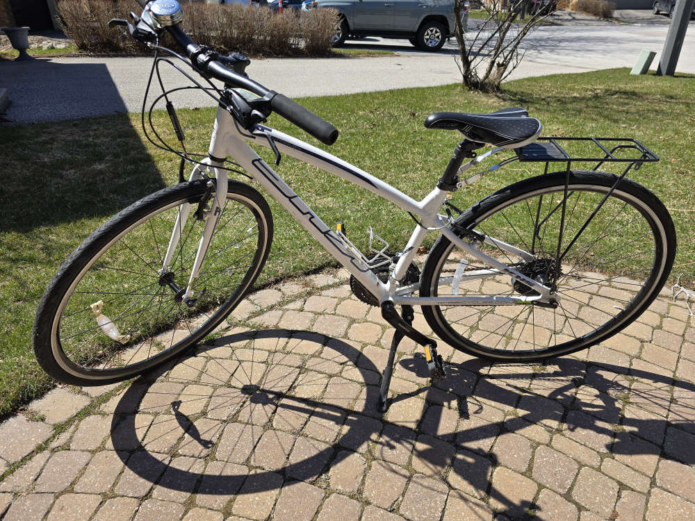 KH Bicycle Womens Hybrid Bike