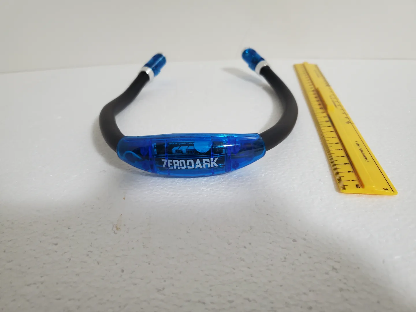 "ZeroDark" Hands-free LED Flexible Neck Light image indicator(2)