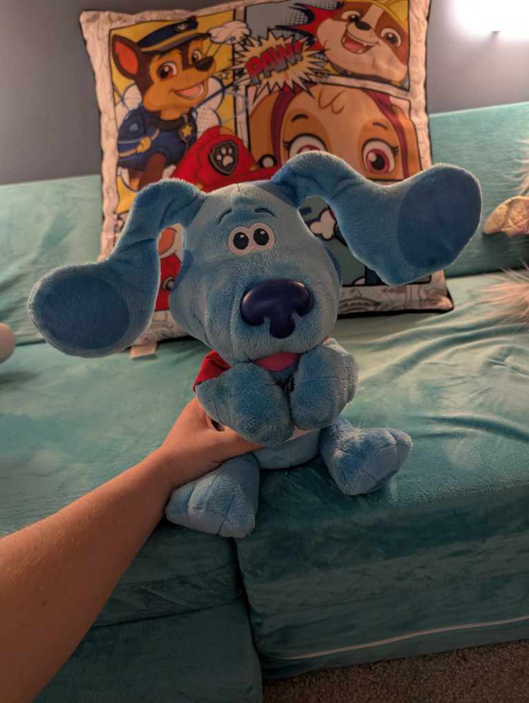 Blue's Clues & You! kissing plushie